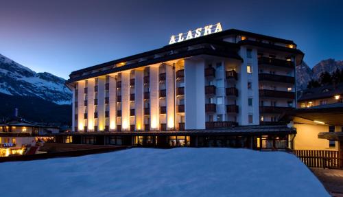 Hotel Alaska Cortina