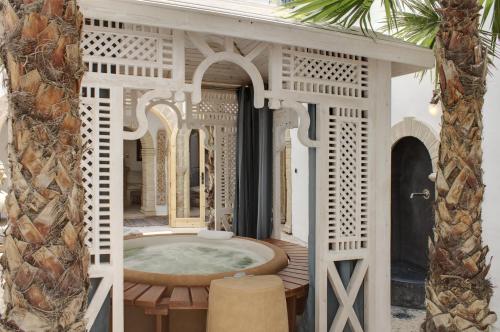 스파, Riad Baladin in 에사우이라