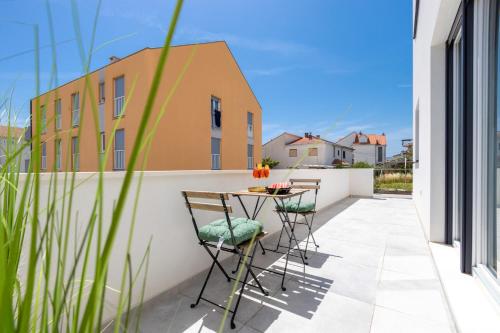 Bonaca apartments with terrace, barbecue and private parking 4