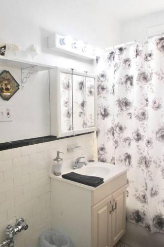 49.1W Beautiful Getaway in Saint Louis in Saint Louis, USA