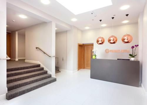 PREMIER SUITES PLUS Dublin Ballsbridge - image 12