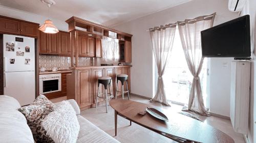 IVY Muse 1BR Apartment in Neos Kosmos Athens, Ateny