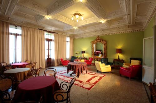 Hotel Croce Bianca