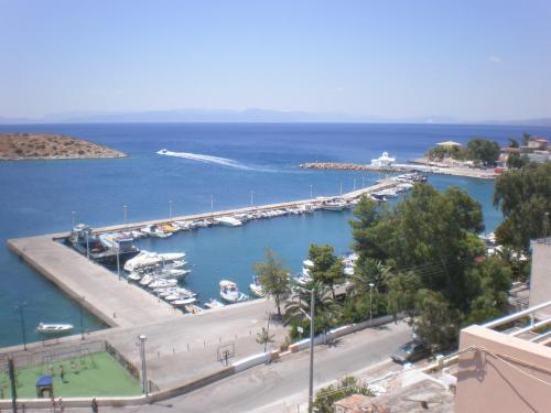  The 2 islands Villa in Pákhi