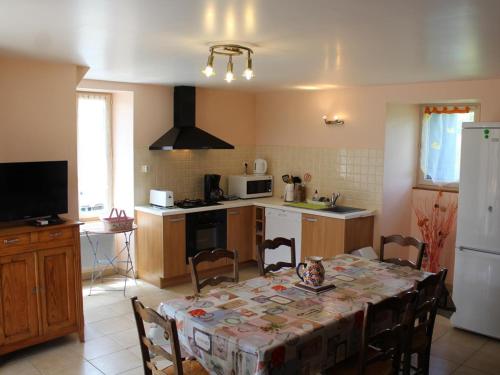 Gîte Tourtoirac, 4 pièces, 6 personnes - FR-1-616-8