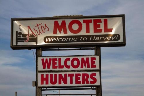 ARTOS MOTEL – Harvey, ND