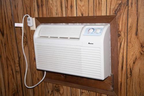 ARTOS MOTEL – Harvey, ND