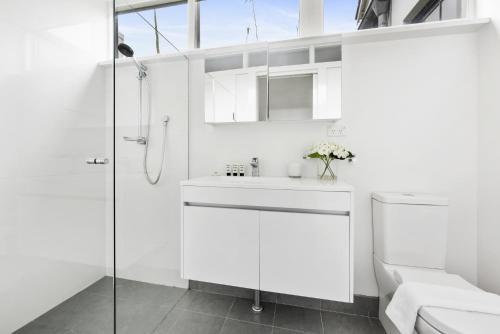 Pet Friendly Paddo Terrace - image 8