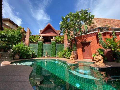 walking st 10 min,8BR villa芭提雅中天海边8卧泰式别墅 Pattaya