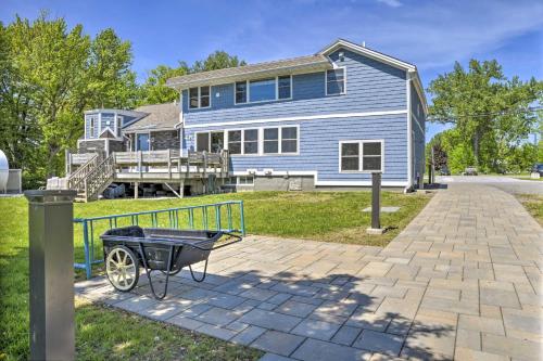 Captains Quarters at St Albans Bay Marina