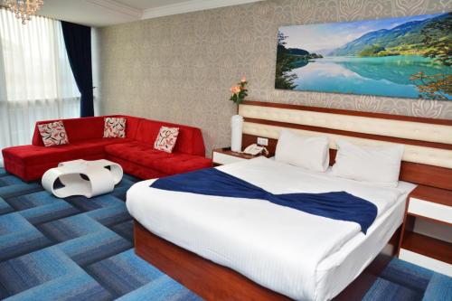 Business Grand Hotel - image 9