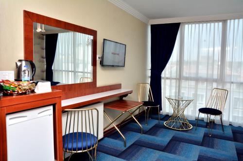 Business Grand Hotel - image 14