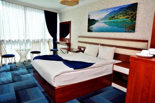 Business Grand Hotel - image 13