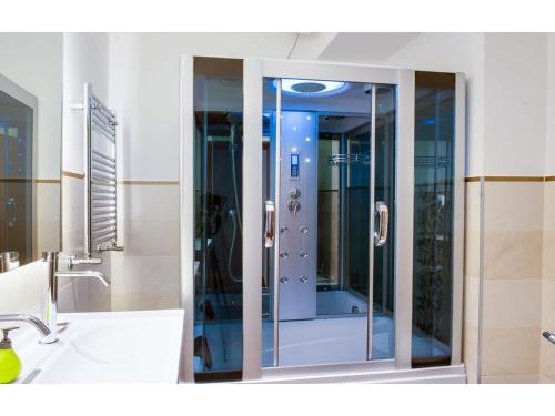 Lh Royal Suites Terrace - image 3