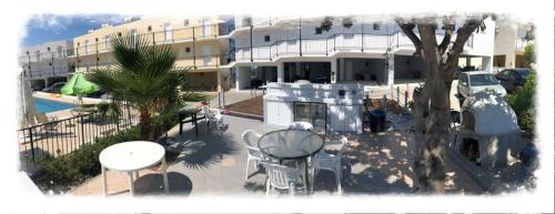 Panoramic Holidays - Deluxe 1, Peyia (photo 2)