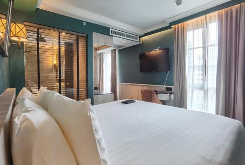 room detail thumbnail 0