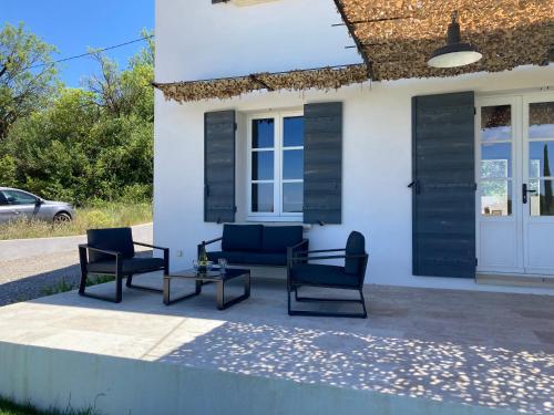 La bastide in Malemort-du-Comtat