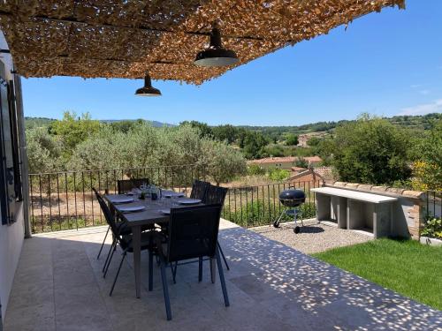 La bastide in Malemort-du-Comtat