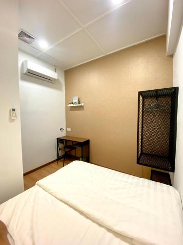 comfy 3-bedrooms with family karaoke Max-10pax comfy 3-bedrooms with family karaoke Max-10pax