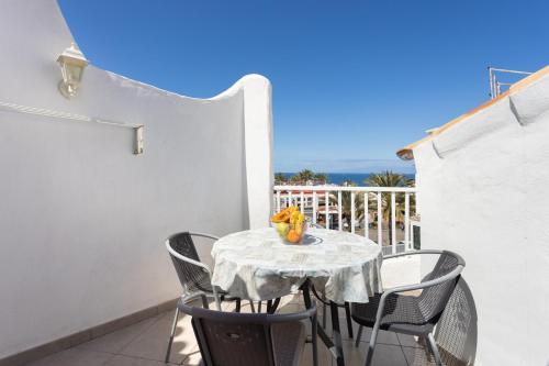 Home2Book Beach & Nightlife Las Américas, Terrace 5