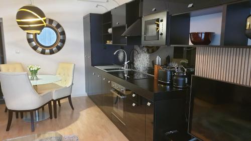 Květinový apartmán A3B v Chomutově - Apartment - Chomutov