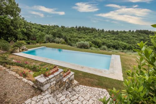 Villa with Garden View