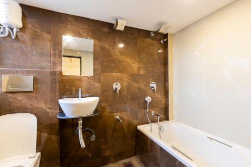Deluxe Double Room room in Hotel Royal Park