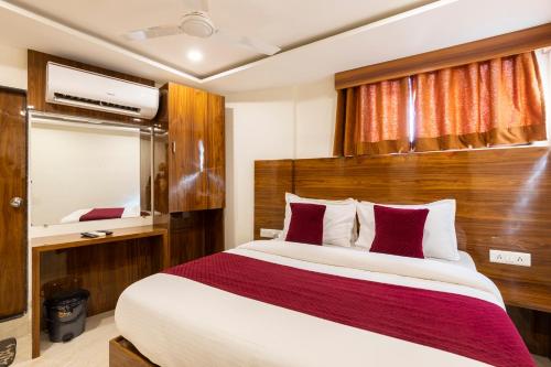 Hotel Royal Park – Bombay/ Mumbai, KY