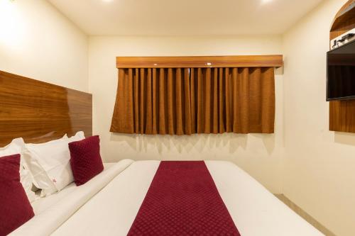 Hotel Royal Park – Bombay/ Mumbai, KY