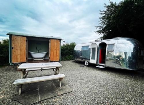 Ludlow Vintage Airstream