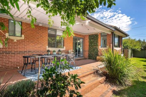 Live Like a Mudgee Local in a Prime Location at Cavalo