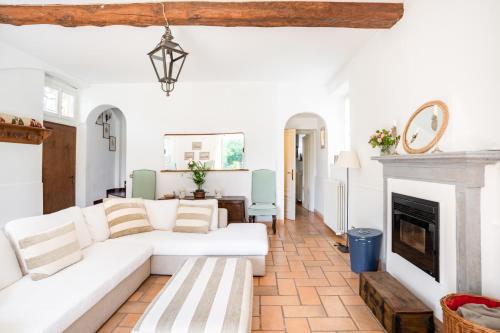 B&B Villa Guardia - Bright APT surrounded by greenery with parking - Bed and Breakfast Villa Guardia