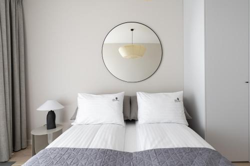 One-Bedroom Apartment room in Yacht Park with Sea View by Lion Apartments
