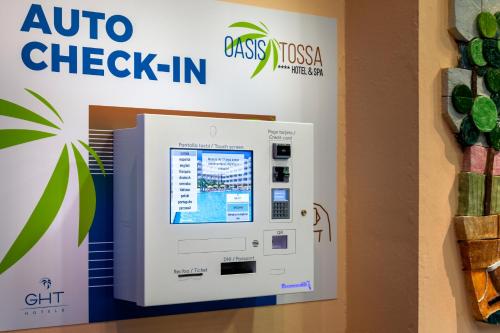 Hotel GHT Oasis Tossa & SPA