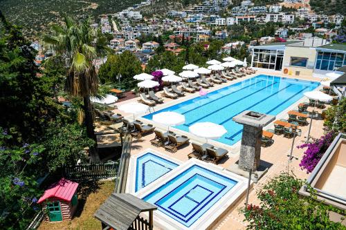 جاكوزي, Happy Hotel Kalkan in كالكان