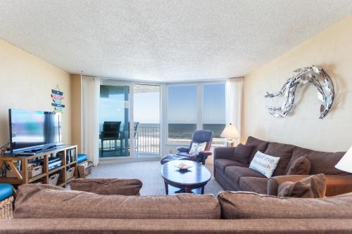Shores Club 403 2 Bedrooms 4th Floor Oceanfront Sleeps 6 - image 7