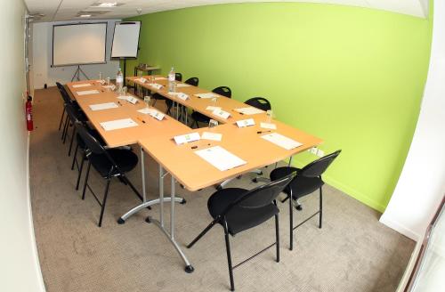 ibis budget Nimes Centre Gare - image 11