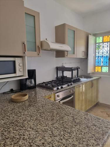 Cosy 1bdr, with a terasse in heart of Sidibou in סידי באו סייד