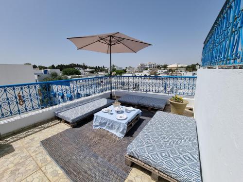 Cosy 1bdr, with a terasse in heart of Sidibou in סידי באו סייד