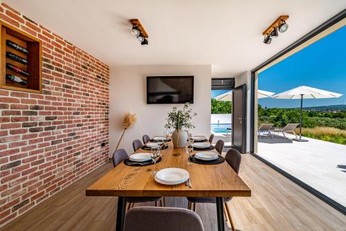 Villa Matea - heated pool, peace, view