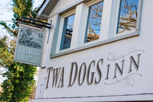 Twa Dogs Inn