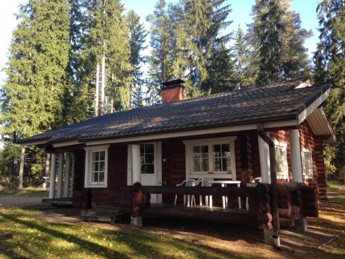 Ylä-Saarikko Holiday Cottages
