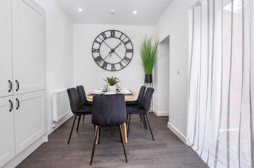 Picture of Piccadilly Place - 3 Bedroom House