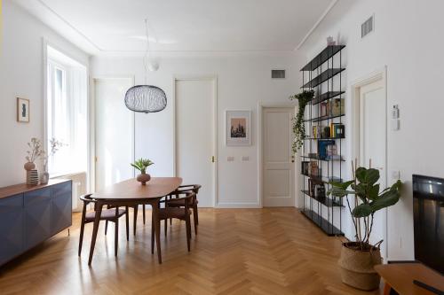 Elegant and bright apartment, Milano Gerusalemme, Milan