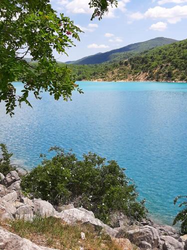 Le Logis des Templiers appartement climatisé