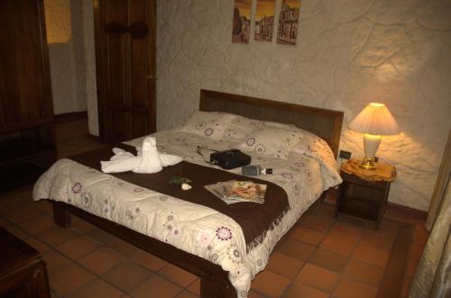 Deluxe Room image 9