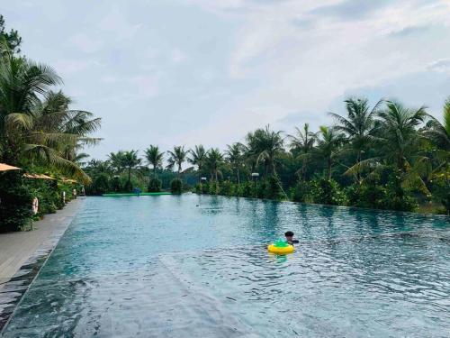 Villa 3 phòng ngủ Starsky Hoàng Quyên 9- Flamingo Đại Lải Resort- Với Bể Bơi & Ăn sáng miễn phí