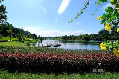 Villa 3 phòng ngủ Starsky Hoàng Quyên 9- Flamingo Đại Lải Resort- Với Bể Bơi & Ăn sáng miễn phí