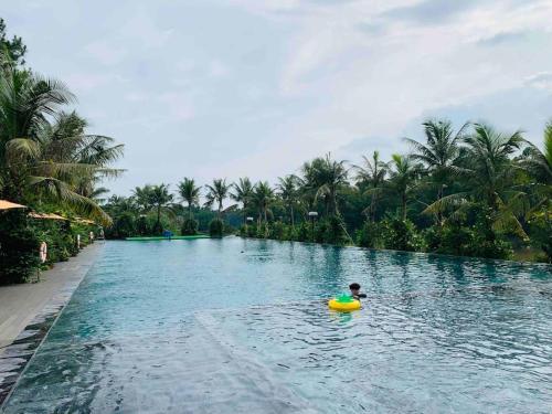 Villa 3 phòng ngủ Starsky Hoàng Quyên 9- Flamingo Đại Lải Resort- Với Bể Bơi & Ăn sáng miễn phí