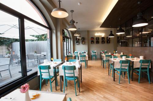 Hotel Lombardia - image 8